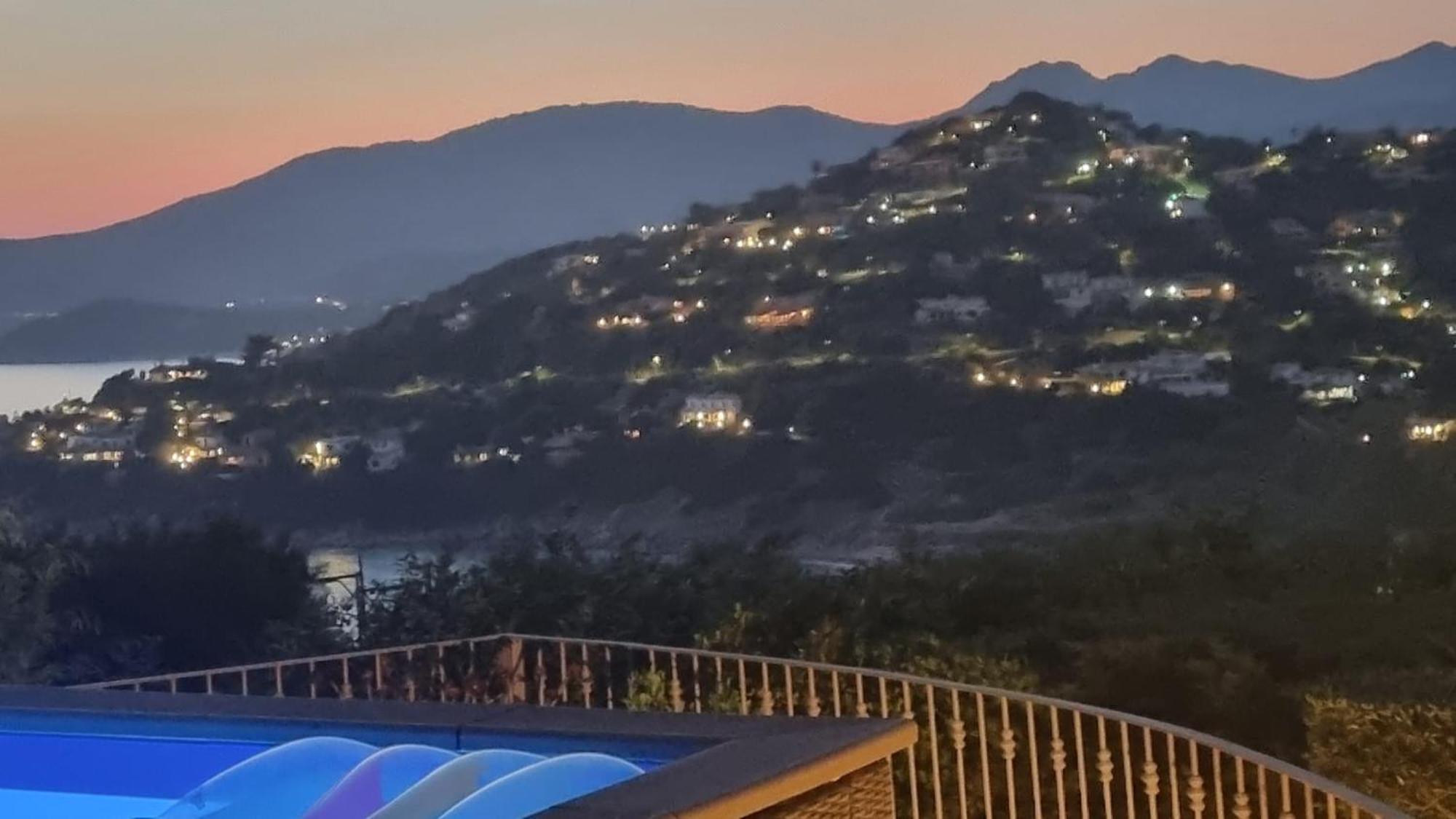 Villetta With Heated Pool And Panoramic View 托雷德尔斯泰尔 外观 照片